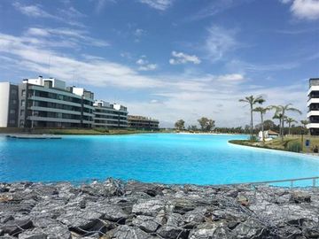 Lagoon Pilar - Sólida Casa! Estilo Racionalista  de 4 amb con gran parque !!