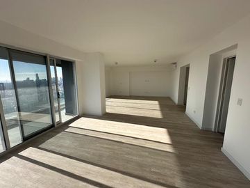 4 AMB 235m2 C 2 COCHERAS - Torre Bella - VENTA