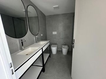 4 AMB 235m2 C 2 COCHERAS - Torre Bella - VENTA