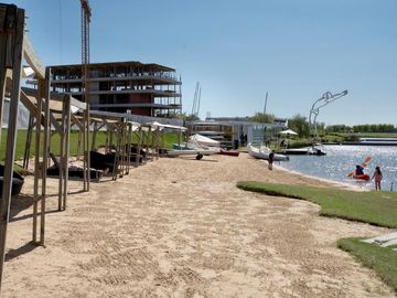 Casa en  Venta Puertos del Lago Barrio Acacias Escobar -Maschwitz