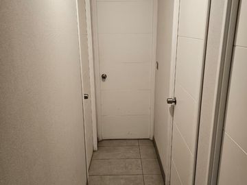 Venta Hermoso Departamento Usado en Condominio Activa, La Florida