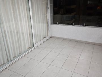 Venta Hermoso Departamento Usado en Condominio Activa, La Florida