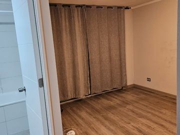 Venta Hermoso Departamento Usado en Condominio Activa, La Florida