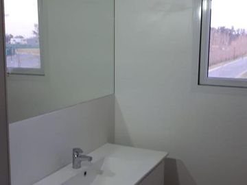 Lagoon Pilar - Sólida Casa! Estilo Racionalista de 4 amb con gran parque !!