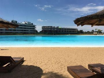 Lagoon Pilar - Sólida Casa! Estilo Racionalista de 4 amb con gran parque !!