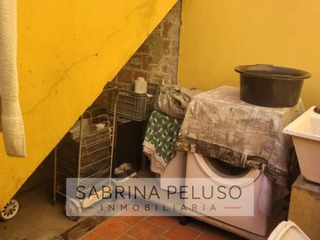 Venta de casa multifamiliar en Gregorio de Laferrere