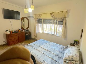 Venta Casa 3 ambientes José León Suarez Parrilla Patio Terraza  Cuarto Servicio