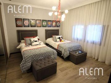 Casa en planta baja en venta en St. Thomas Norte, Canning