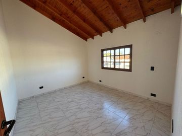 VTA 5 AMB / COCHERA / PATIO / QUINCHO / QUILMES O.