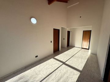 VTA 5 AMB / COCHERA / PATIO / QUINCHO / QUILMES O.