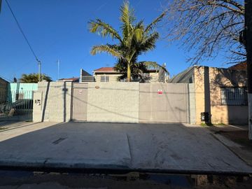 VTA 5 AMB / COCHERA / PATIO / QUINCHO / QUILMES O.