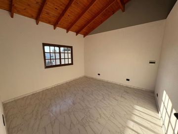 VTA 5 AMB / COCHERA / PATIO / QUINCHO / QUILMES O.