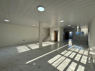 VTA 5 AMB / COCHERA / PATIO / QUINCHO / QUILMES O.