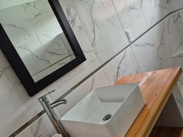 Casa  a terminar en El Bolsón (FC-190)