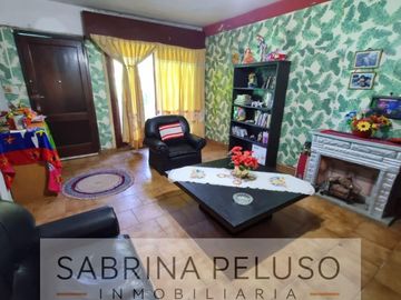 Casa en  venta ituzaingo parque leloir