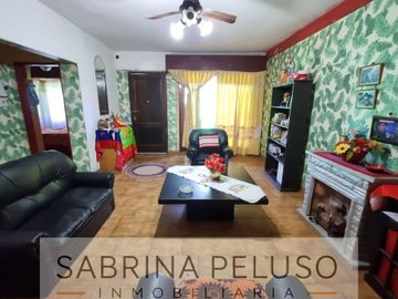 Casa en  venta ituzaingo parque leloir