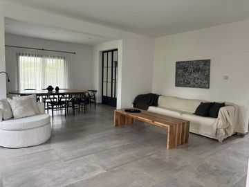 Casa en Venta - 4 AMB en Vistas, Puertos del Lago