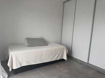 Casa en Venta - 4 AMB en Vistas, Puertos del Lago