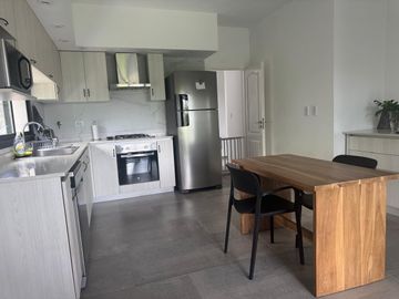 Casa en Venta - 4 AMB en Vistas, Puertos del Lago