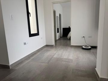 Casa en Venta - 4 AMB en Vistas, Puertos del Lago