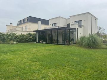Casa en Venta - 4 AMB en Vistas, Puertos del Lago