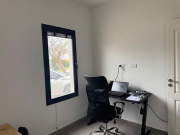 Casa en Venta - 4 AMB en Vistas, Puertos del Lago