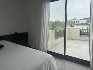 Casa en Venta - 4 AMB en Vistas, Puertos del Lago