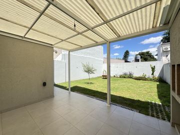 Casa de 3 ambientes remodelada en Castelar