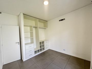 Casa de 3 ambientes remodelada en Castelar