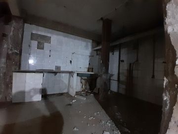 LOCAL CON DEPOSITO A RECICLAR EN VENTA - PLANTA BAJA Y SOTANO - SIN EXPENSAS - CABALLITO