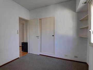 DEPARTAMENTO 4 AMB EN VENTA AL FRENTE