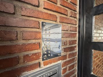 DEPARTAMENTO 4 AMB EN VENTA AL FRENTE