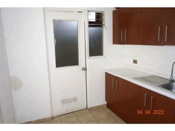 SE VENDE CASA EN JARDINES DE LAS VIZCACHAS, PUENTEALTO