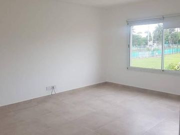 GRAN CASA A ESTRENAR EN BARRIO PRIVADO WESTON/MORENO