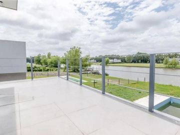 Casa al Lago con Pileta y Parrilla - Barrio San Juan