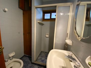 Casa 5 ambientes en alquiler en Lomas de Zamora