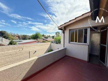 Casa en venta de 3 ambientes con patio y cochera - Villa Ballester