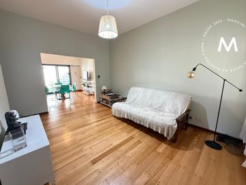 Casa en venta de 3 ambientes con patio y cochera - Villa Ballester