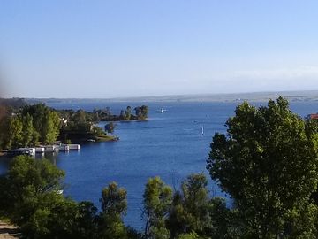 Venta de quinta vacacional  con 10 ambientes y 9 dormitorios en Calamuchita