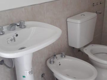 Venta de quinta vacacional  con 10 ambientes y 9 dormitorios en Calamuchita