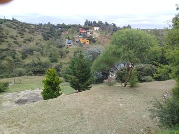 Venta de quinta vacacional  con 10 ambientes y 9 dormitorios en Calamuchita