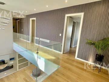 Alquiler anual Casa de lujo en Barrio cerrado El Yacht Nordelta muelle y marina propia seguridad 24h