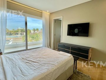 Alquiler anual Casa de lujo en Barrio cerrado El Yacht Nordelta muelle y marina propia seguridad 24h