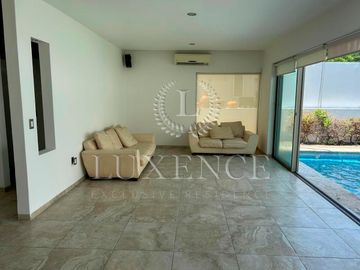 Casa en Venta en fraccionamiento Paraiso Country Club
