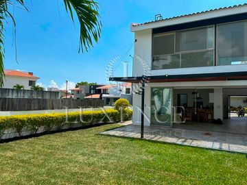 Casa en Venta en fraccionamiento Paraiso Country Club