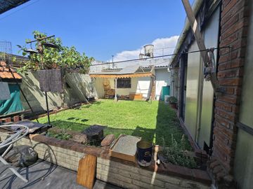 VENTA CASA MULTIFAMILIAR EN VILLA ADELINA