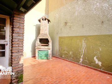 PH 3 amb en venta con patio en Olivos