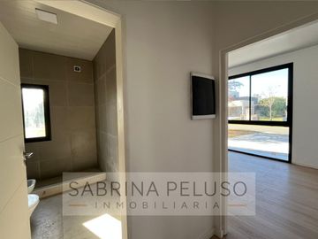 Casa en VENTA en Barrio Club de campo Prados del Oeste