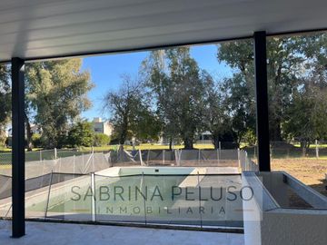 Casa en VENTA en Barrio Club de campo Prados del Oeste