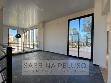Casa en VENTA en Barrio Club de campo Prados del Oeste